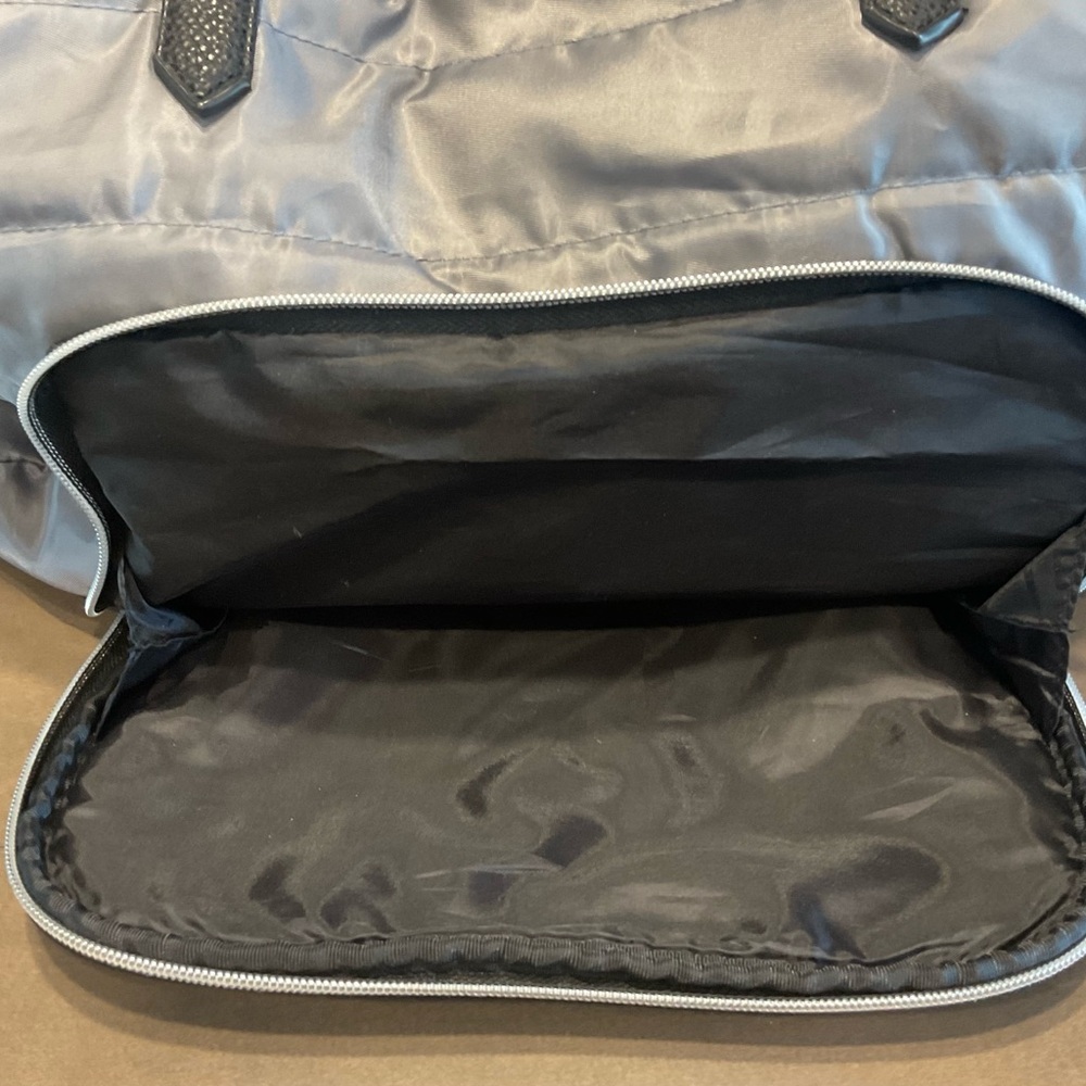 DSW silver Colored Shoe Travel Bag - Picture 7 of 11